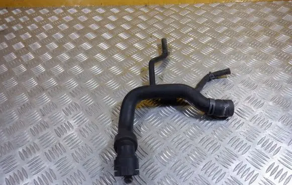 Volkswagen PASSAT B5.5 Engine coolant pipe/hose 8D0121101AD