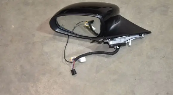 Mercedes-Benz C W206 Front door electric wing mirror 5556666