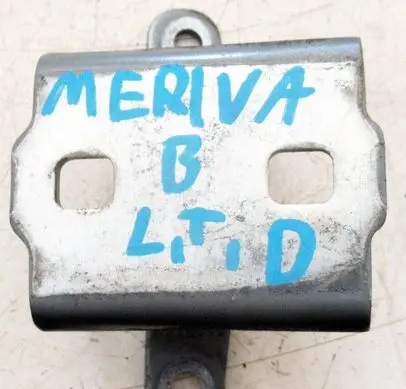 Opel Meriva B Rear door lower hinge