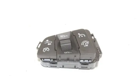 Opel Astra K Steering wheel buttons/switches 13496258