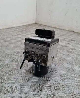 Volkswagen PASSAT B6 ABS Pump 3C0614095P