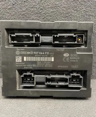 Audi A4 S4 B8 8K Comfort/convenience module 8K0907064FD