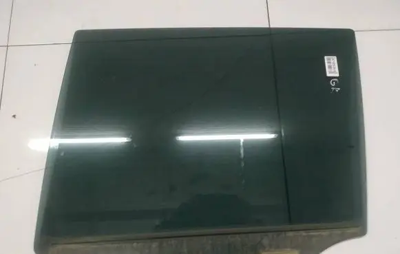 Mazda Premacy Rear door window glass as3