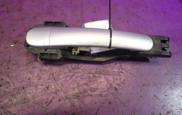 Seat Toledo III (5P) Front door exterior handle 6L0837886
