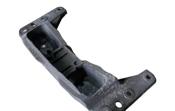 BMW 6 E63 E64 Gearbox mounting bracket 6769965 13992010 024938