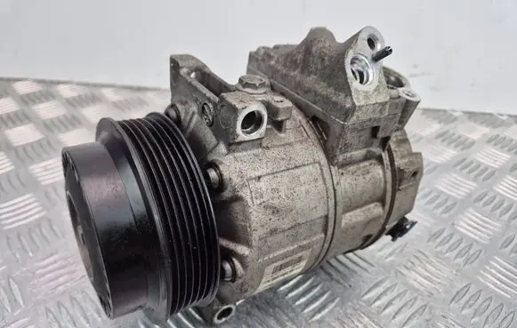 Mercedes-Benz E W212 Air conditioning (A/C) compressor (pump) A0022304511 0100896767 Z0006615D