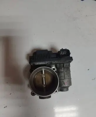 Nissan Primera Throttle valve SERA57601 AZ07