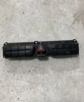 Mercedes-Benz C W203 Hazard light switch 2038209310 10434615001
