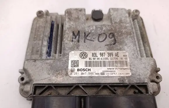 Volkswagen PASSAT B8 Engine control unit/module 03L907309AE 0281017946