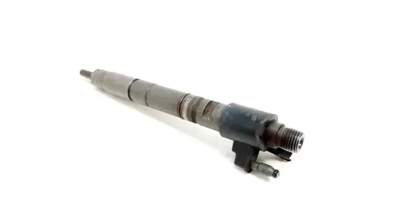 Volvo XC60 Fuel injector 31272767