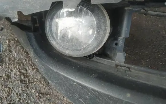 Volkswagen Touran I Front fog light 