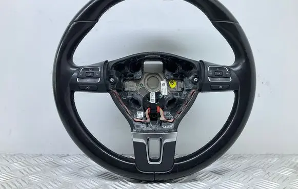 Volkswagen Tiguan Steering wheel 1T0419091AC