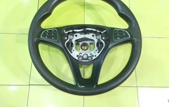 Mercedes-Benz Vito Viano W447 Steering wheel A0004608103 XP206