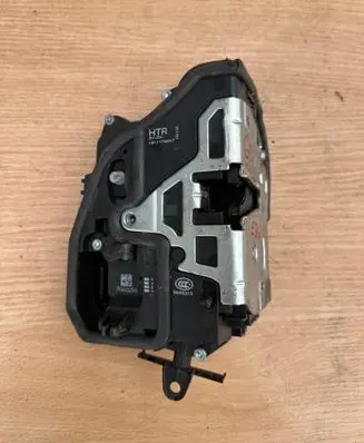 BMW 3 E90 E91 Rear door lock 7060296