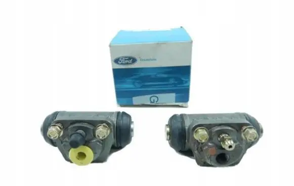 Ford Mondeo Mk III Rear brake cylinder 808