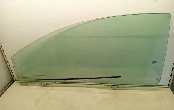 Renault Megane III Front door window/glass (coupe) 43R009007