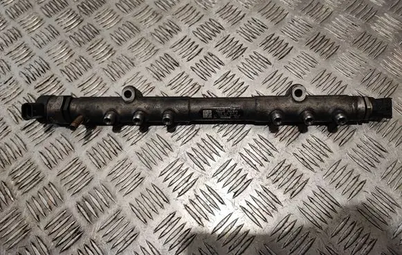 Volvo S80 Fuel main line pipe 30777554