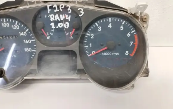 Toyota RAV 4 (XA10) Speedometer (instrument cluster) 0689002950