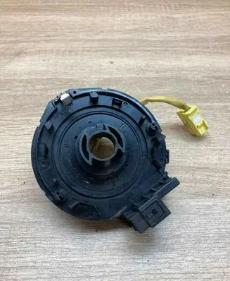 Toyota Avensis T250 Airbag slip ring squib (SRS ring) 65D0461