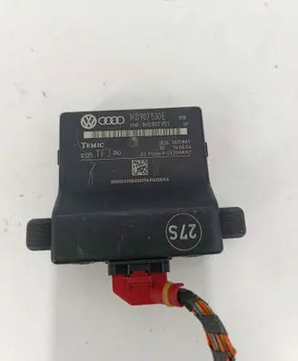 Volkswagen Golf V Gateway control module 1K0907530E 1K0907951