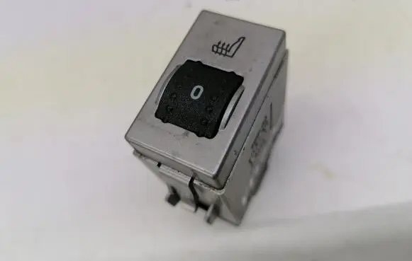 Ford Focus Seat heating switch 8V4T19K314AB