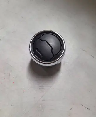 Ford Mustang VI Dash center air vent grill 