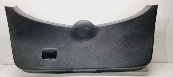 Nissan Pulsar Tailgate/boot lid cover trim 909013ZL0A