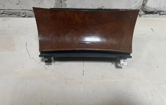 Mercedes-Benz E W211 Car ashtray A2118101330