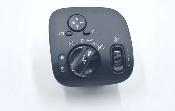Mercedes-Benz C W203 Light switch A2035450604