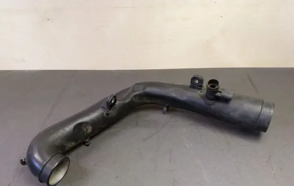 Audi A3 S3 A3 Sportback 8P Intercooler hose/pipe 1K0129654AB