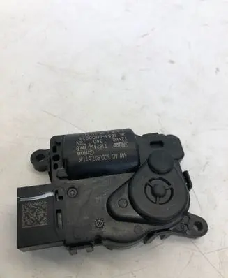 Cupra Tavascan Intake manifold valve actuator/motor 5QD907511