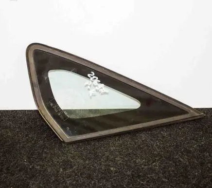 Toyota Prius (XW20) Front triangle window/glass 43R00034