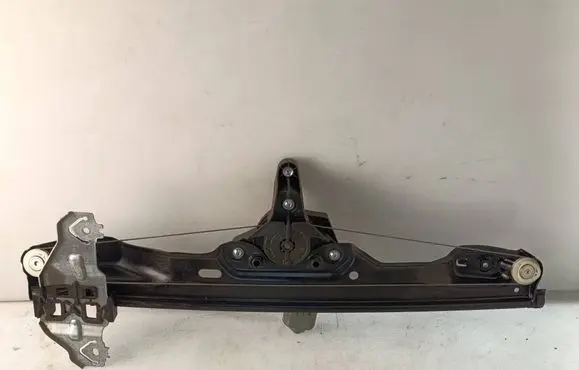 Renault Kadjar Front door window regulator with motor 807215503R A1AS2 C39781100