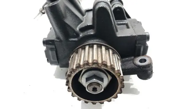 Nissan Pulsar Fuel injection high pressure pump 8201100115