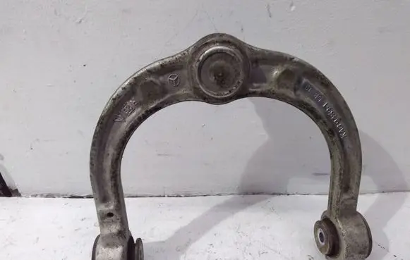 Mercedes-Benz ML W164 Front lower control arm/wishbone KAG94591