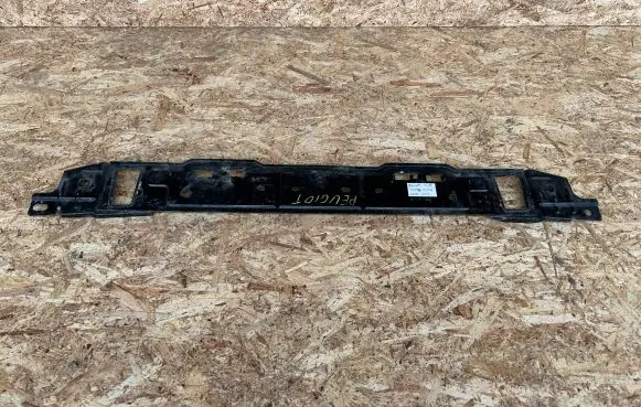 Peugeot 308 Radiator mount bracket 8907638001 KEZ1023