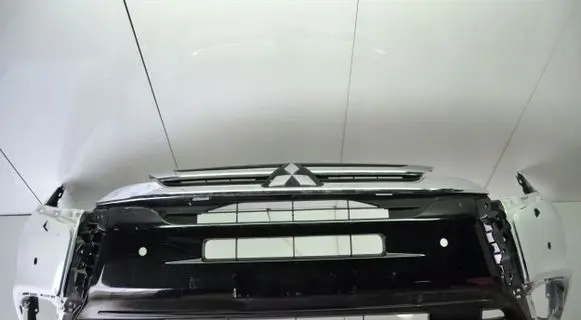 Mitsubishi Outlander Front bumper R14P1