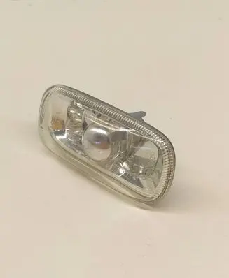 Audi A4 S4 B7 8E 8H Front fender indicator light 8E0949127
