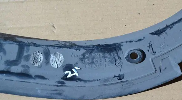 Mercedes-Benz CLK A209 C209 Other trunk/boot trim element A2116930433
