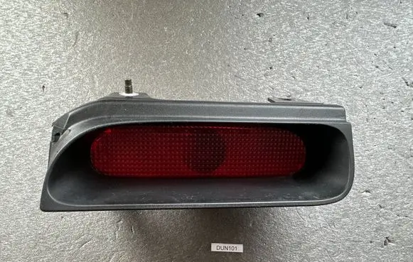 Nissan Patrol Y61 Third/center stoplight 26590VB005