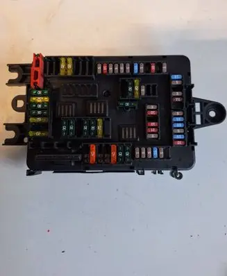 BMW X5 F15 Fuse module 9316569 25032014 821031