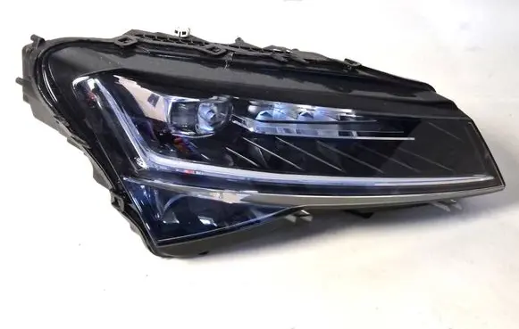 Skoda Superb B8 (3V) Headlight/headlamp 3V1941016E 07202320 11502040001