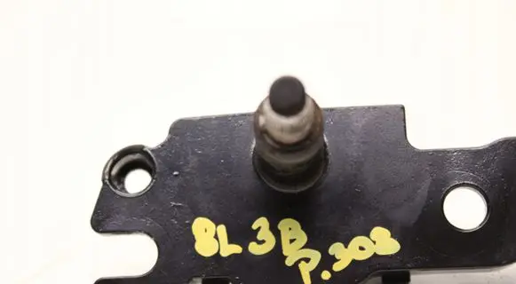 Peugeot 308 Rear window wiper motor
