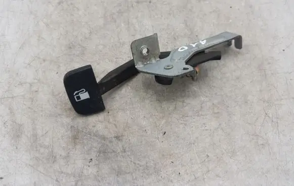 Toyota Previa (XR30, XR40) II Fuel tank opening switch NOCODE