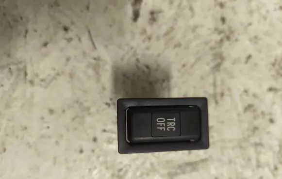 Toyota Avensis T250 Traction control (ASR) switch TR8801