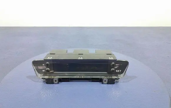 Mitsubishi Colt CZ3 Radio/CD/DVD/GPS head unit MR587777