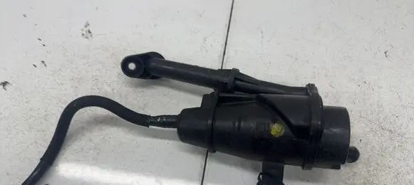 Opel Insignia A Oil breather separator 55575980
