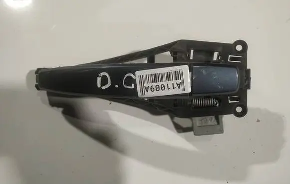 Opel Zafira B Front door exterior handle 