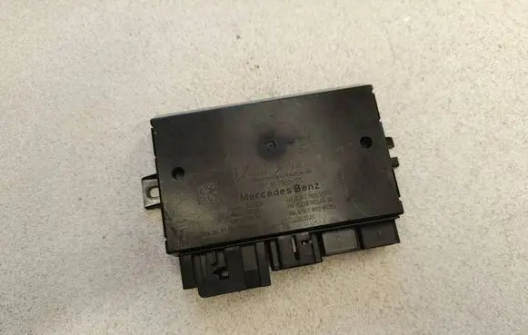 Mercedes-Benz Sprinter W907 W910 Tow bar trailer control unit/module A1679029403 A2139016412 5DS01110655