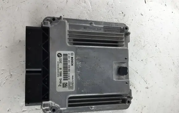 BMW X5 F15 Engine control unit/module 8586540 0281031950